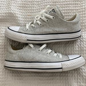 Women’s Converse Chuck Taylor Madison Ox Sz 6